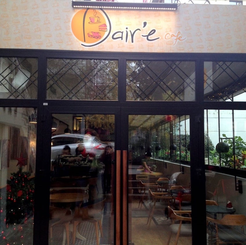 Dair'e Cafe, Erenköy