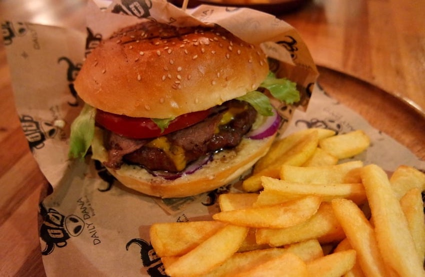 Daily Dana Burger&Steak, Caddebostan
