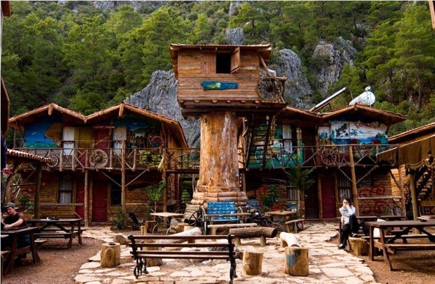 Türkiye'deki Farklı Tasarımda Oteller Kadir’in Ağaç Evleri