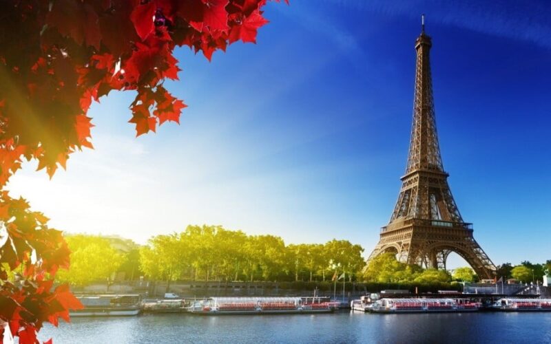 Paris’te Romantik Seyahat