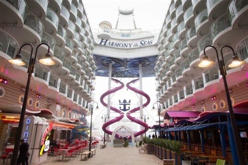 Dünyanın En Büyük Cruise Gemisi Harmony of the Seas (1)