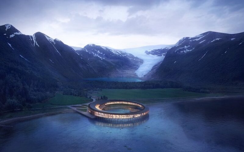 Kuzey Norveç’te Buzul Tabanında Futuristik Otel