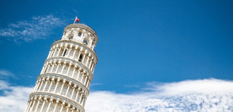 Pisa Kulesi neden eğri?