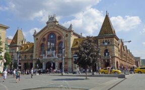 Budapeşte Büyük Market (Central Market Hall)