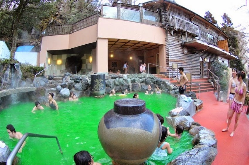 Yunessun Spa Resort