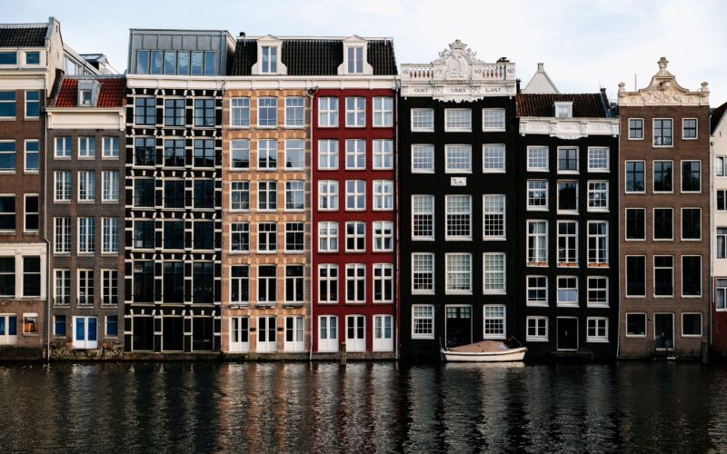 Amsterdam’da En İyi Kahve Mekanları: 8 Adres